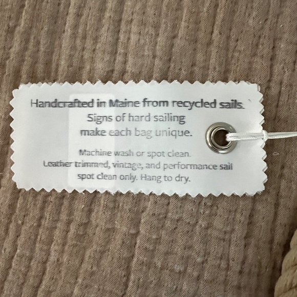 Sea Bags Medium Blue Whale Print Tote with Cell Phone Pocket Product #S004707 - Picture 6 of 8